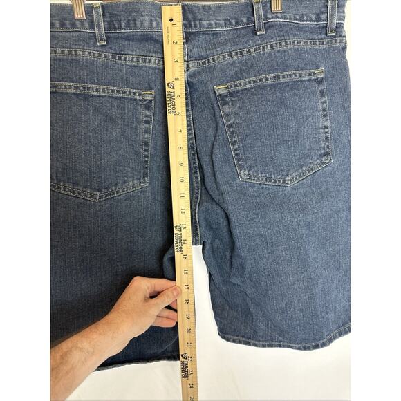 St. Johns Bay Women's Plus Denim Bermuda Shorts Size 44 - Picture 3 of 6